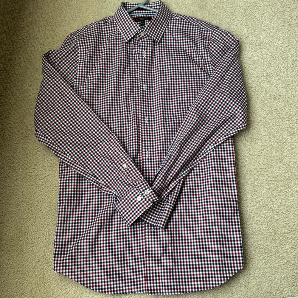 Banana Republic non-iron 100% cotton button down
